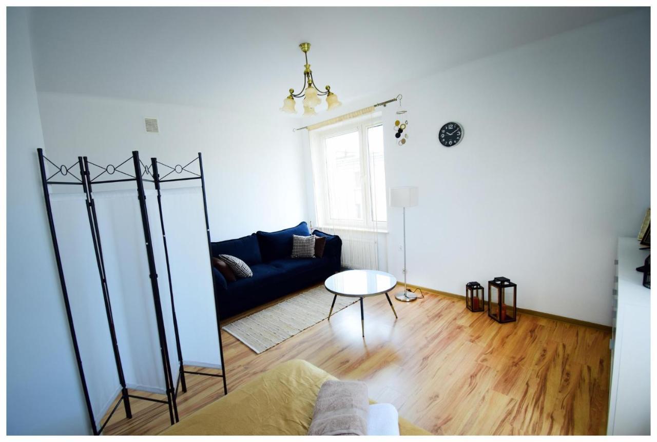 Color24 Apartament VI Stalowa Wola Extérieur photo