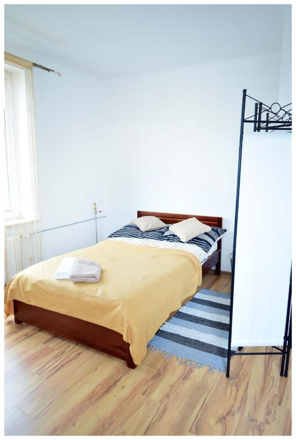 Color24 Apartament VI Stalowa Wola Extérieur photo